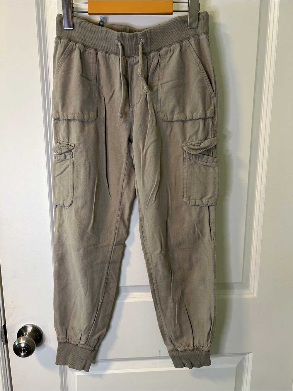 109. TNA Women's Cargo Joggers in Taupe